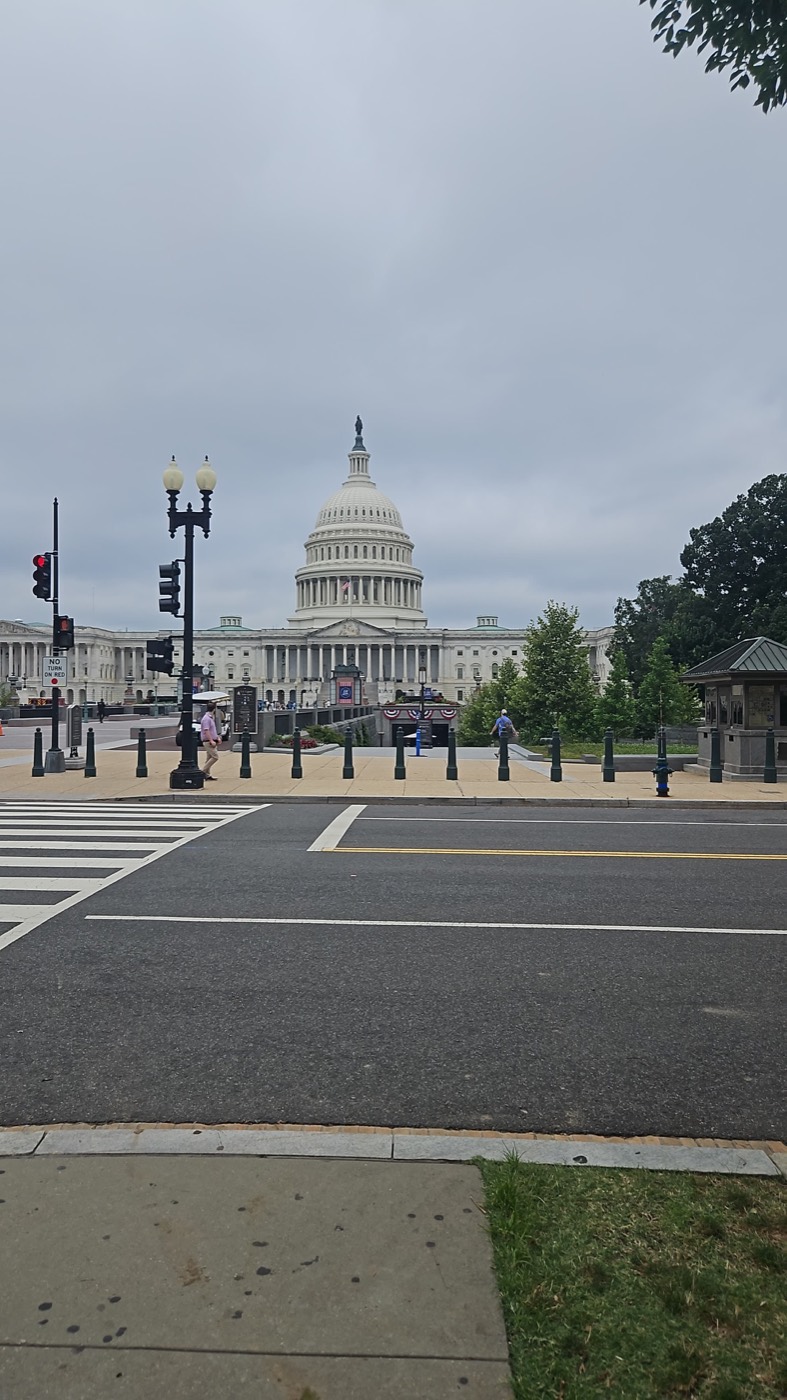 U.S. Capitol Building on a private Capitol Hill limousine tour of Washington DC with Smart Limo Rental